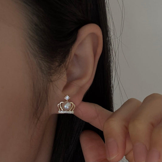 Crown Stud Eearrins