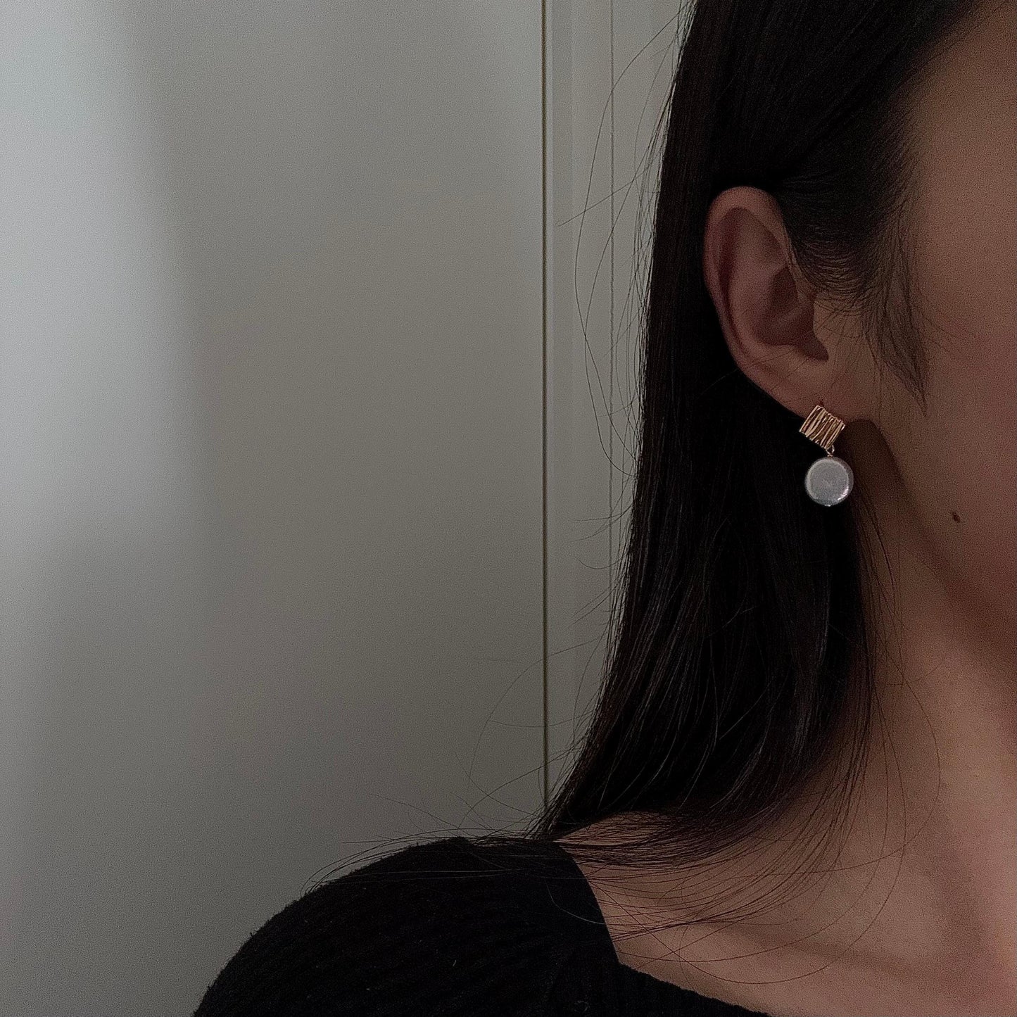 Small coins baroque pearl dangle earrings