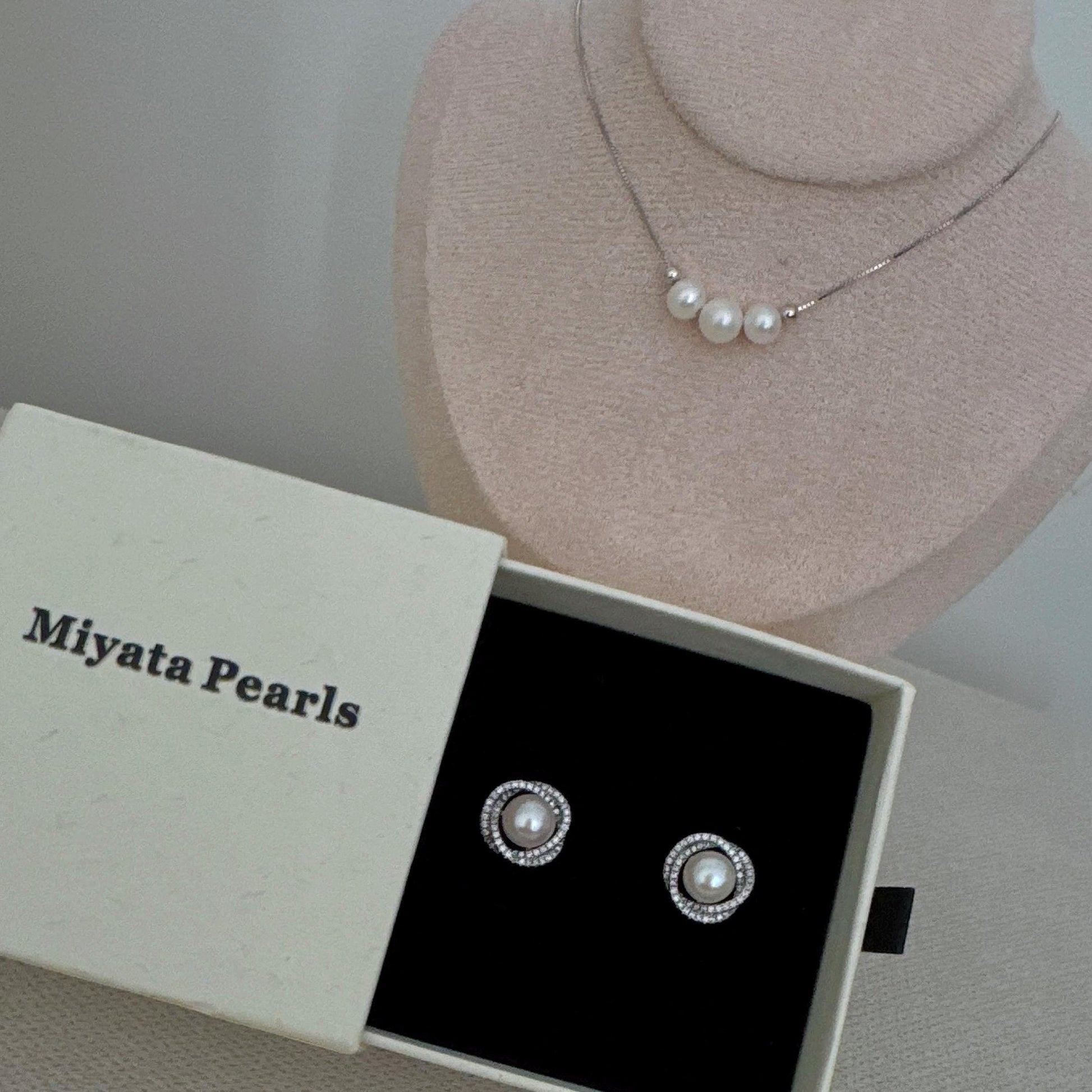 silver freshwater pearl earrings, cz stud earrings, natural pearls stud earrings, bridesmaid earrings, gift for her, wedding jewellery