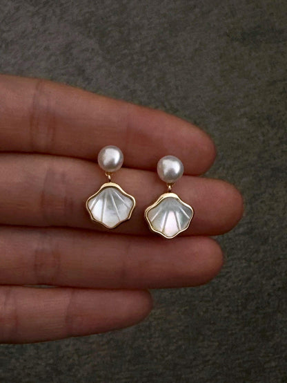Seashell whisper Drop earring