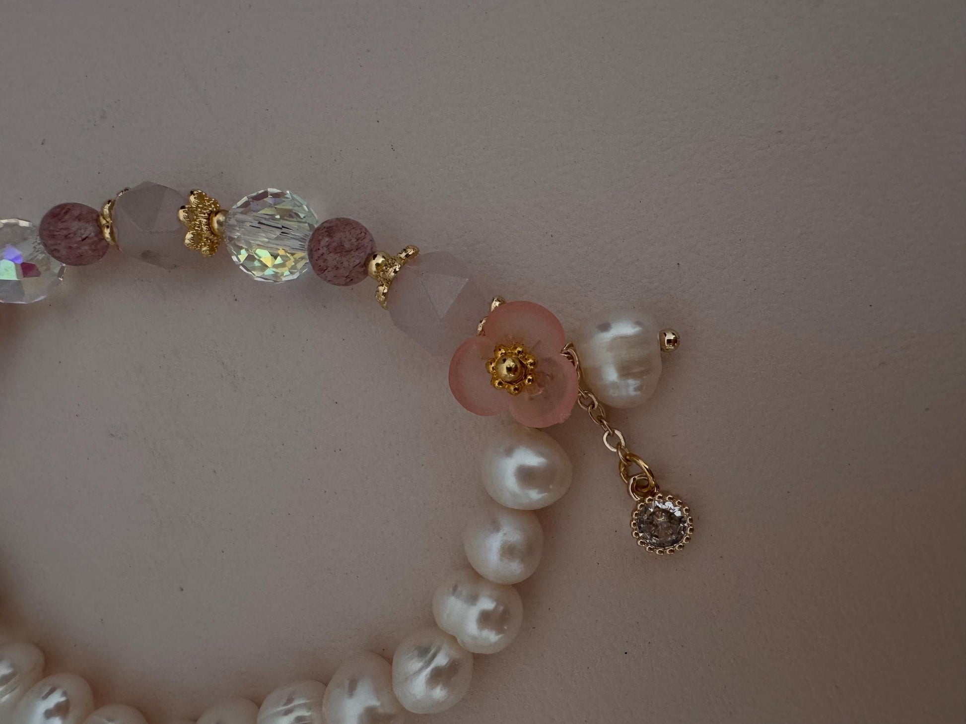 Rose Quartz and Natural freshwater pearls bracele, Crystal elastic beaded bracelet, gift for her