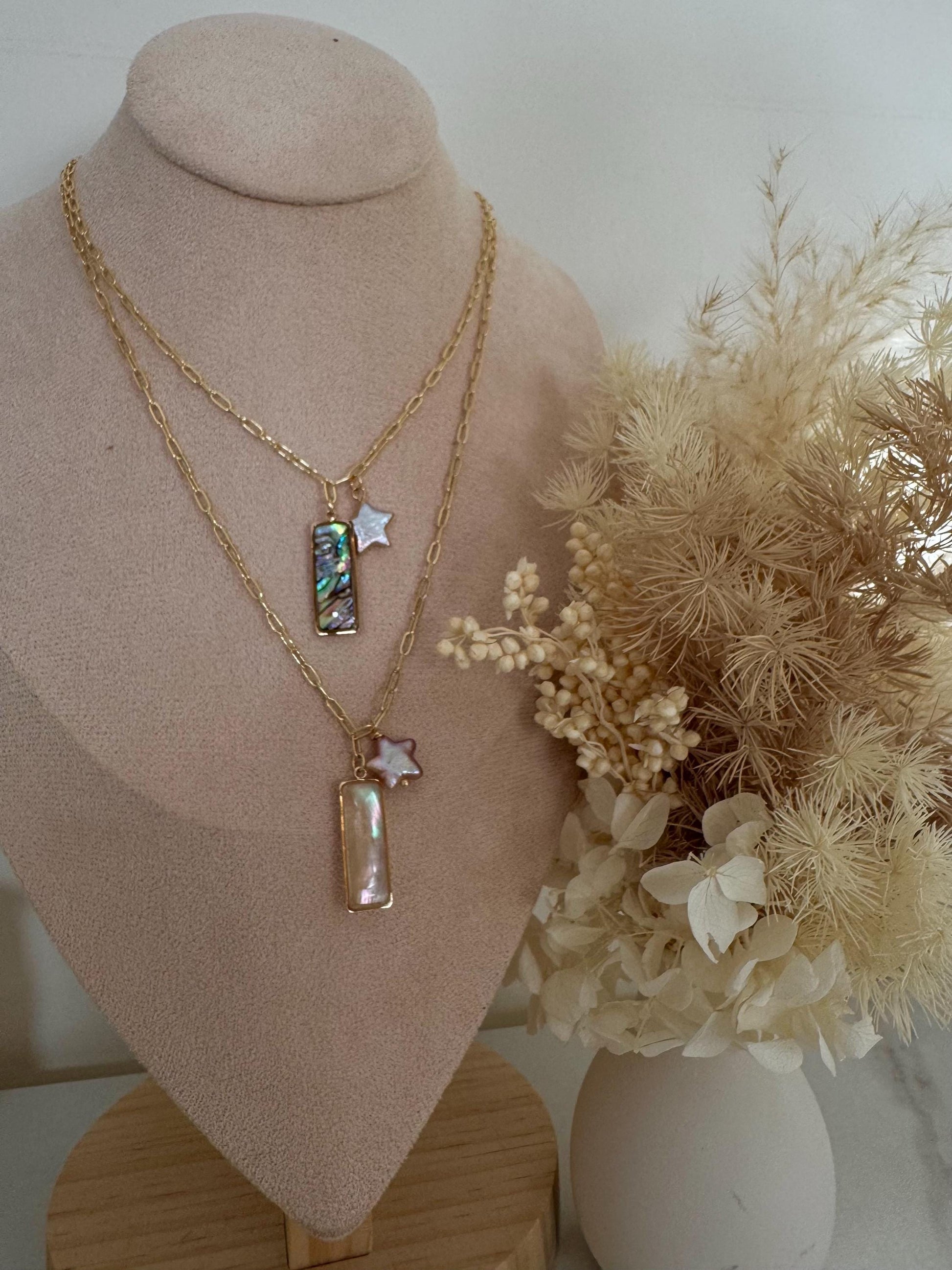 Handcrafted star baroque pearl pendant necklace, abalone shell pendant, pearl shell pendant, 14k gold chain, gift for her, graduation gift