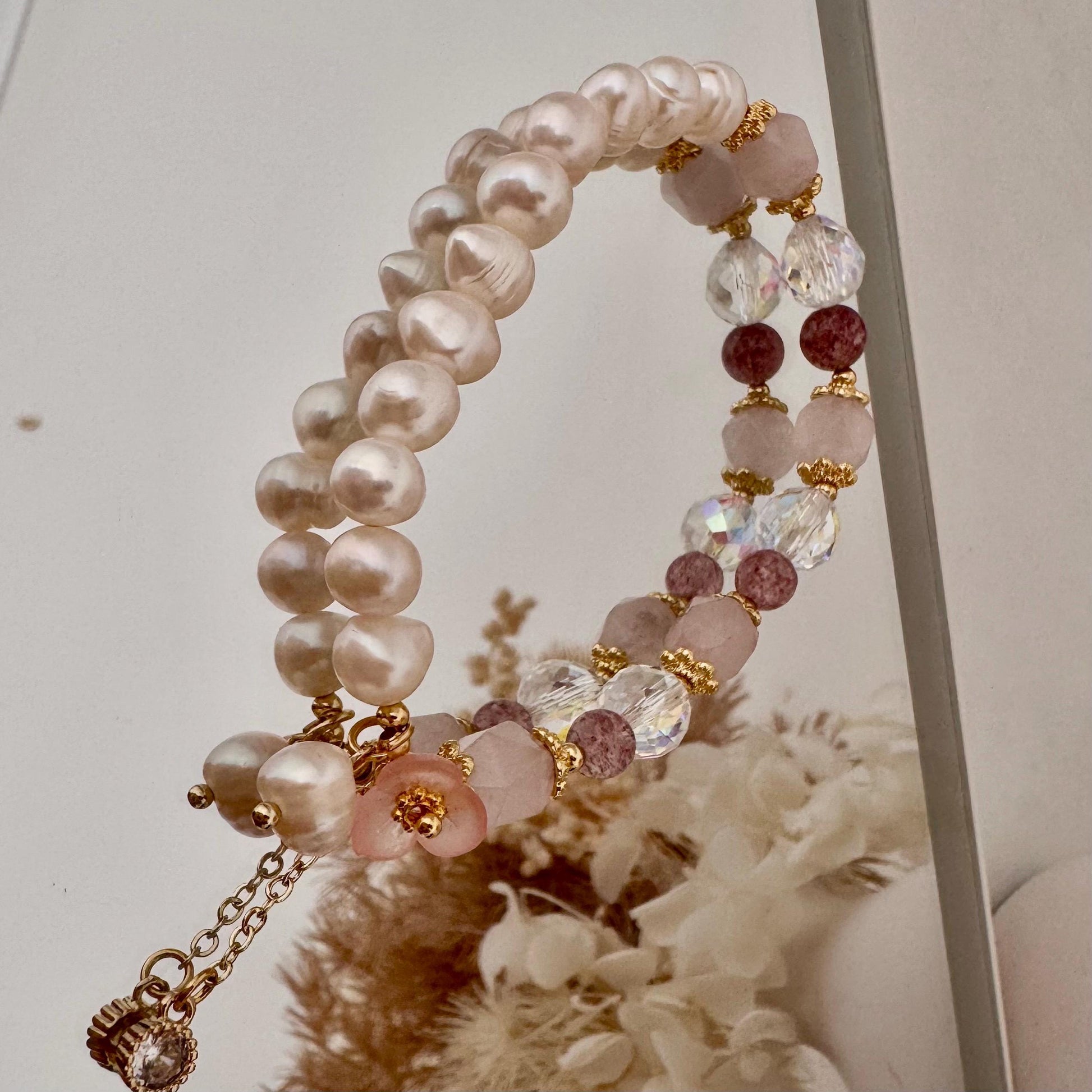 Rose Quartz and Natural freshwater pearls bracele, Crystal elastic beaded bracelet, gift for her