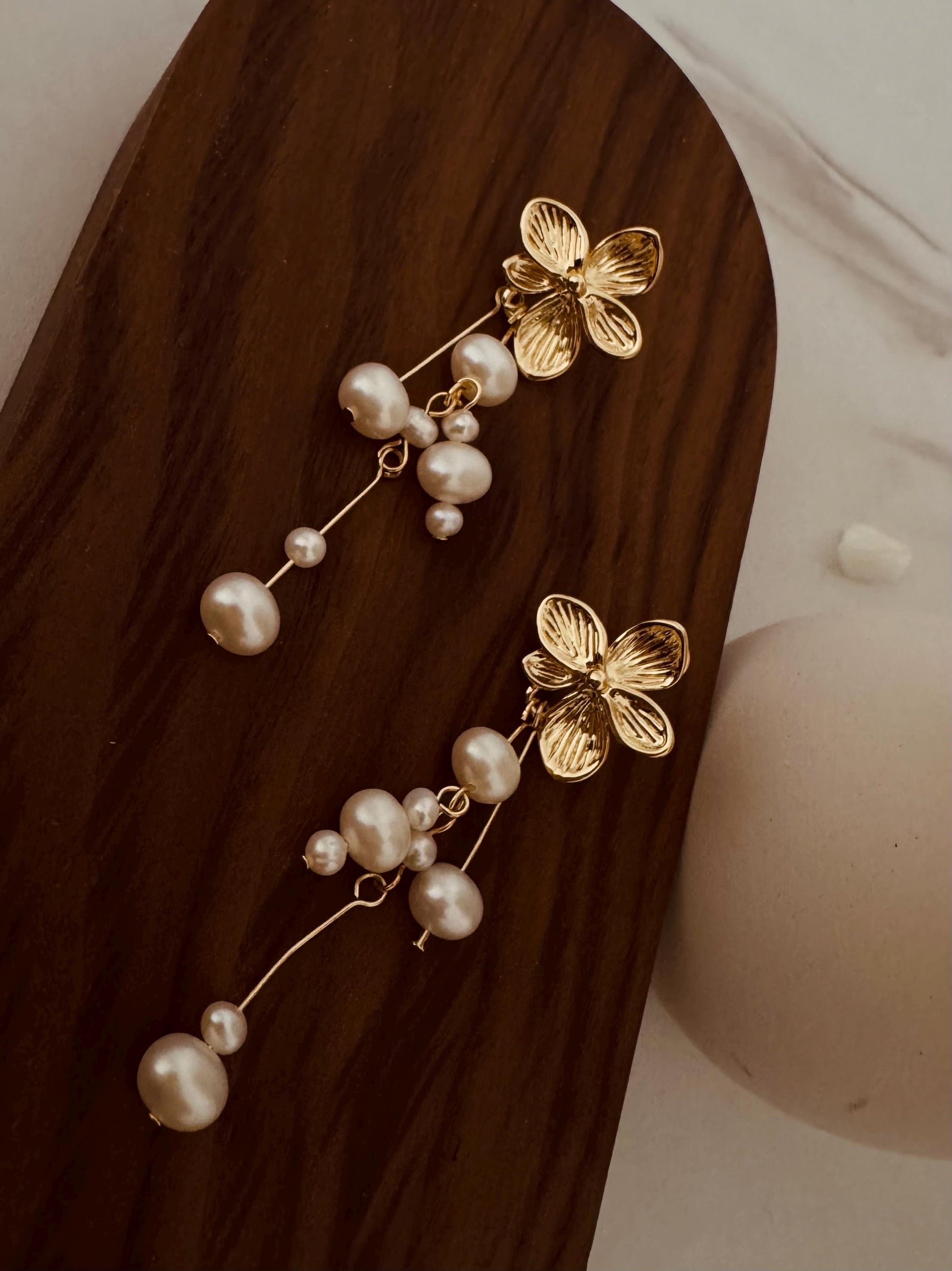 Barqoue Freshwater Pearl Drop Earrings gold, gift for her, handmade baroque pearl jewellery， statement earrings