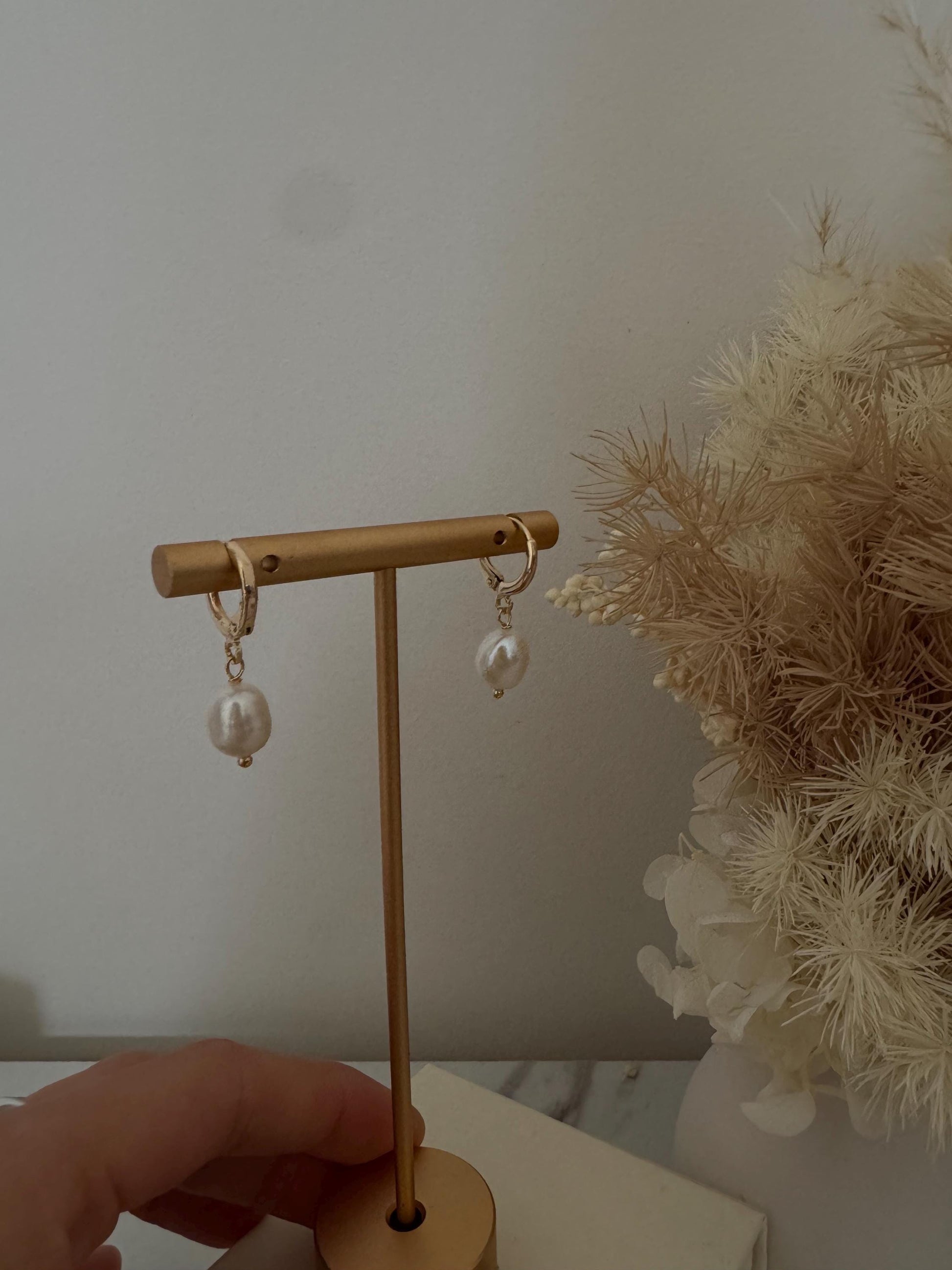 14k gold freshwater pearls earrings, real pearl, 18k gold plated silver, teardrop pearl, hoop earrings, bridal earrings pearl