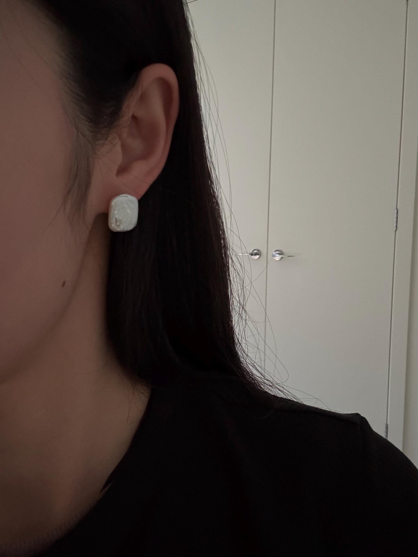 Large Baroque Pearls Stud Earrings in 925 sterling silver, baroque freshwater pearls, big white baroque pearls, wedding gift, bridal earring