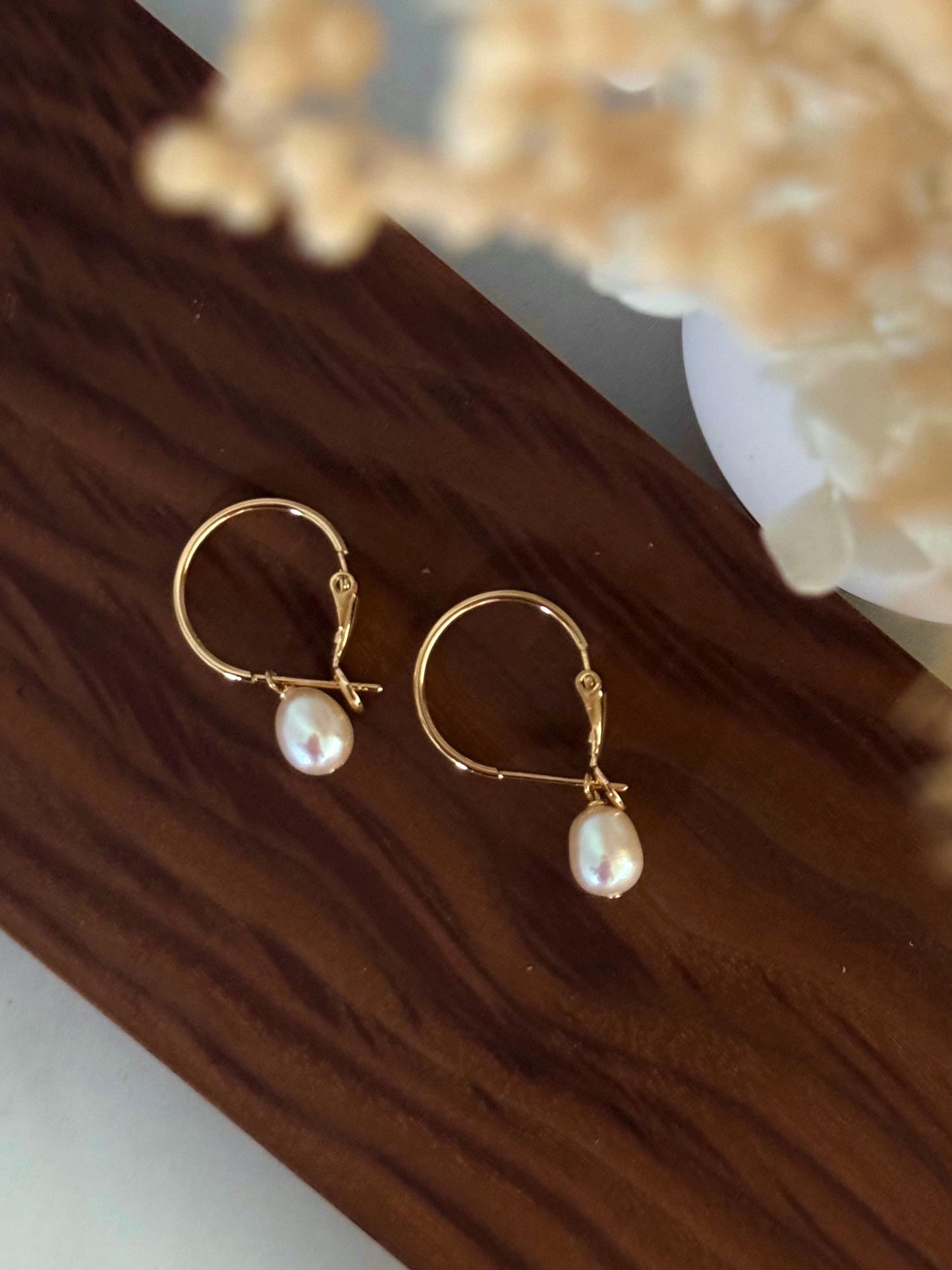 14k gold freshwater pearls earrings, real pearl, 14k gold filled, teardrop pearl, hoop earrings, bridal earrings pearl, women's gift
