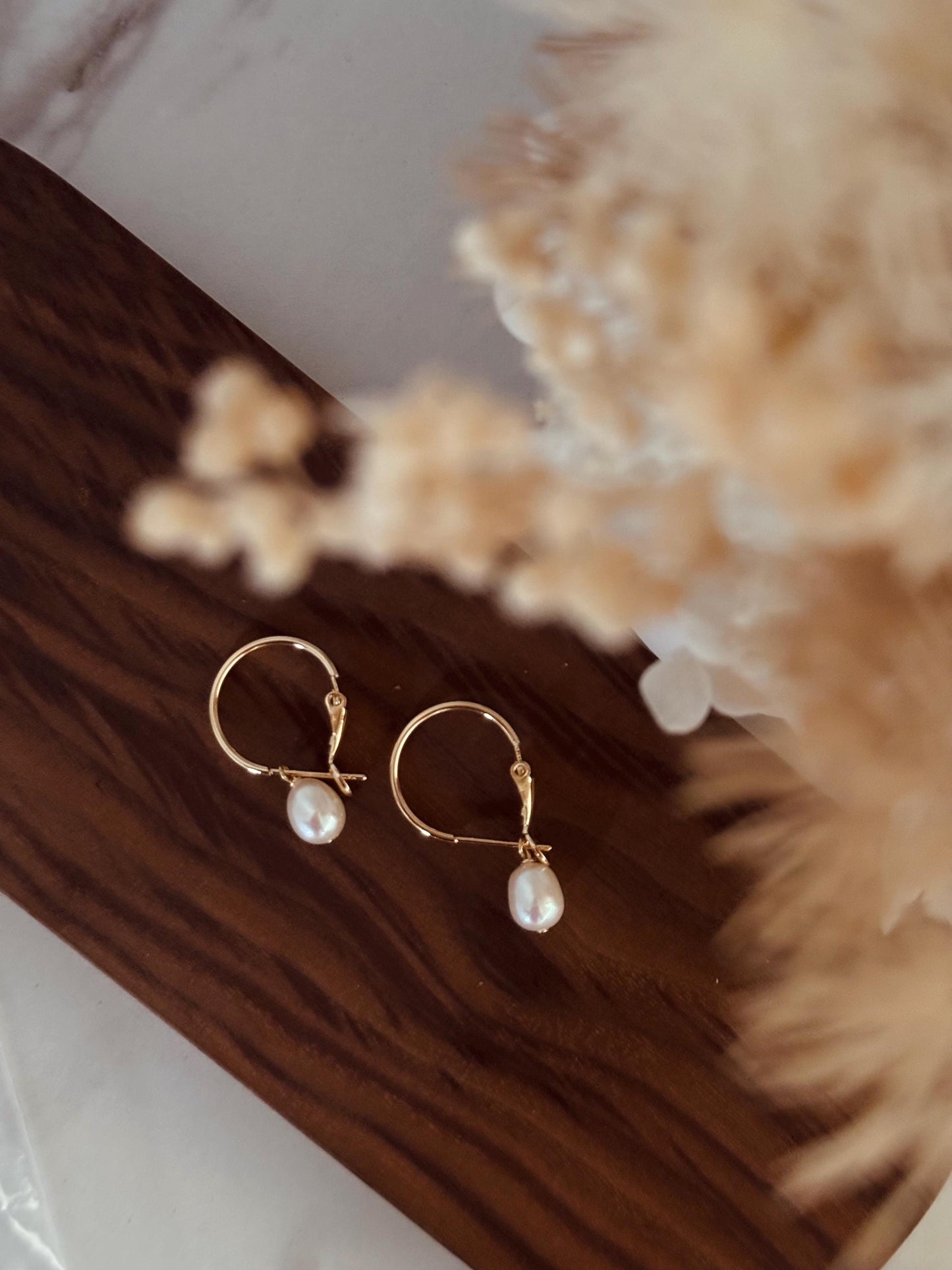 14k gold freshwater pearls earrings, real pearl, 14k gold filled, teardrop pearl, hoop earrings, bridal earrings pearl, women's gift