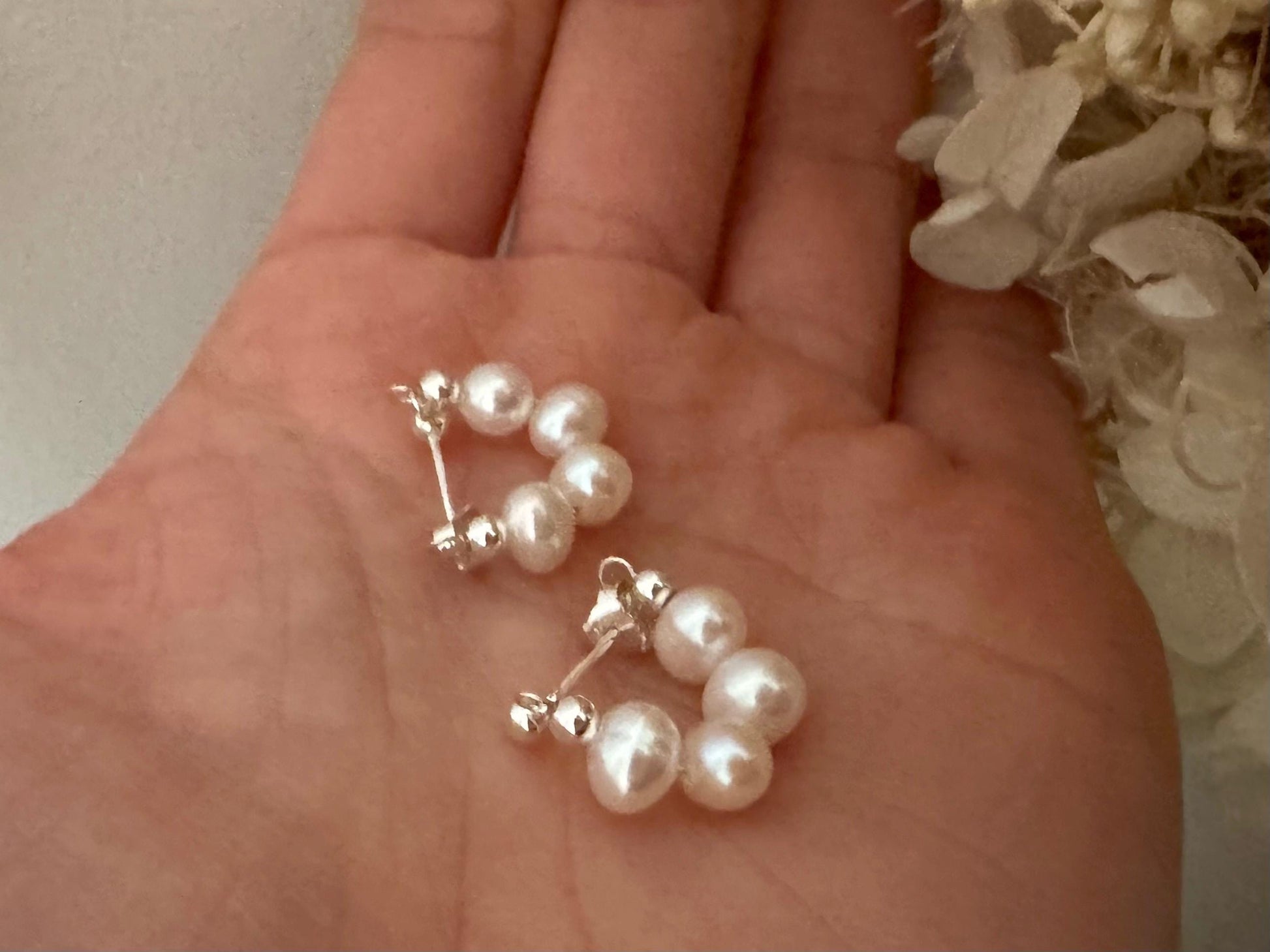 Minimalist silver earrings, freshwater pearls earrings, real pearl, bridal earrings pearl,