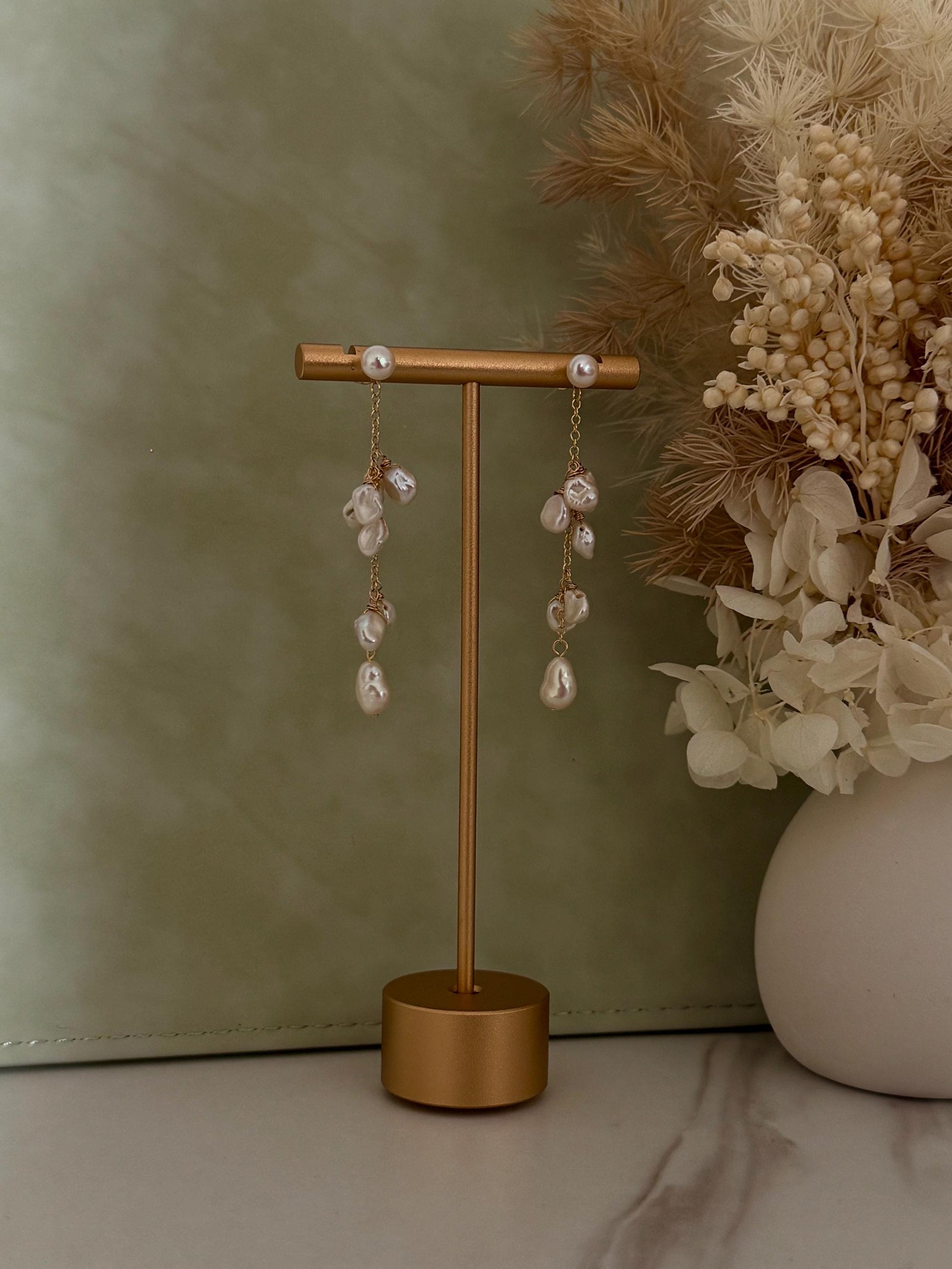 Keshi Freshwater Pearl Drop Earrings gold, gift for her, handmade baroque pearl jewellery， statement earrings