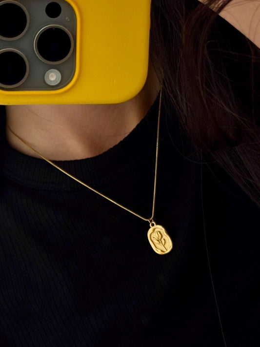 14k Rose Pendant necklace, bridal jewellery, pendant necklace gold, gift for her, birthday gift, anniversary gift