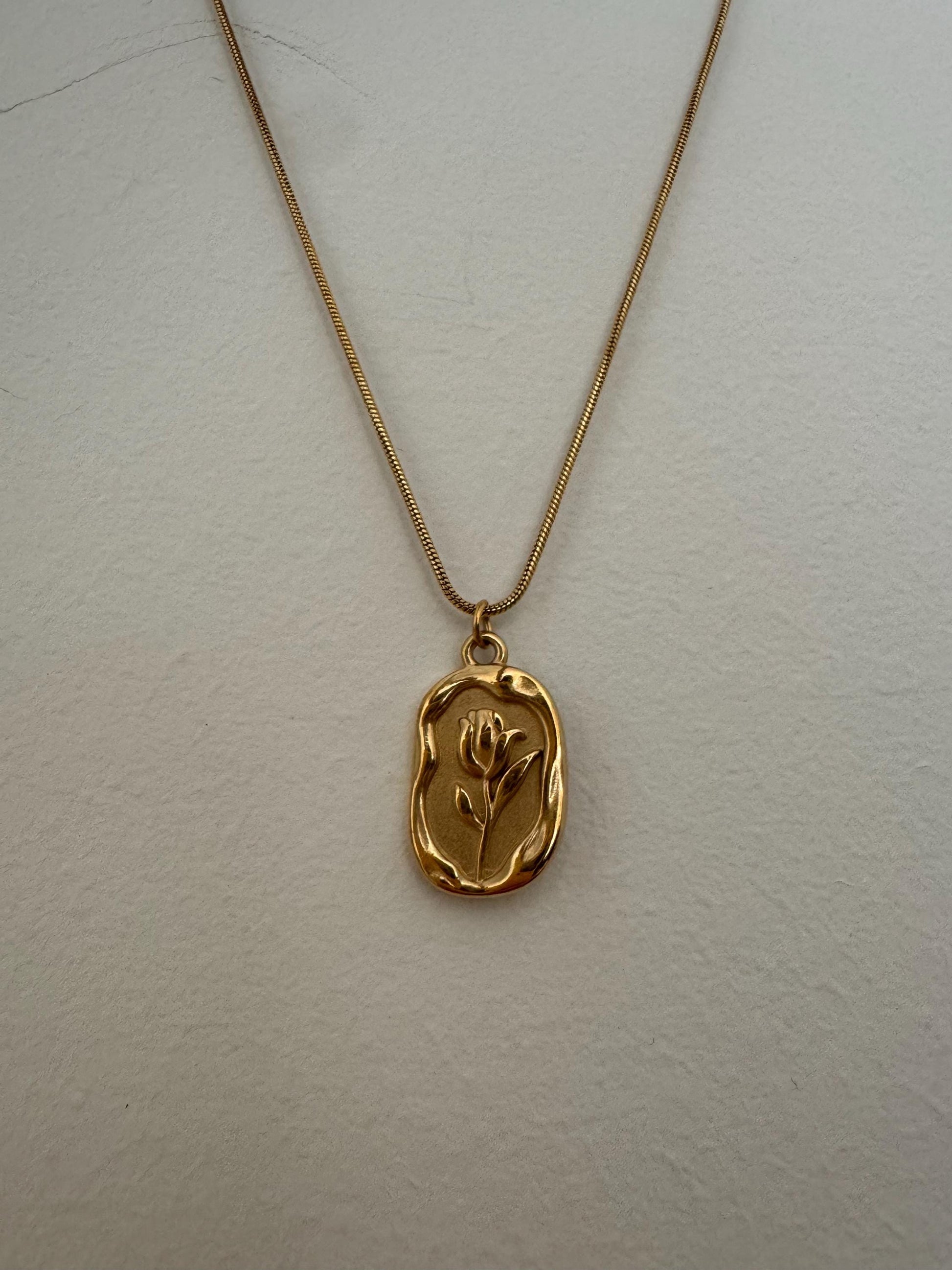 14k Rose Pendant necklace, bridal jewellery, pendant necklace gold, gift for her, birthday gift, anniversary gift