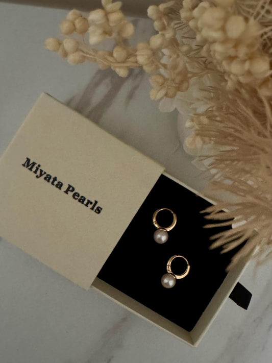18k gold freshwater pearls earrings, 8-9mm real pearl, 18k gold plated silver, teardrop pearl, hoop earrings, bridal earrings pearl