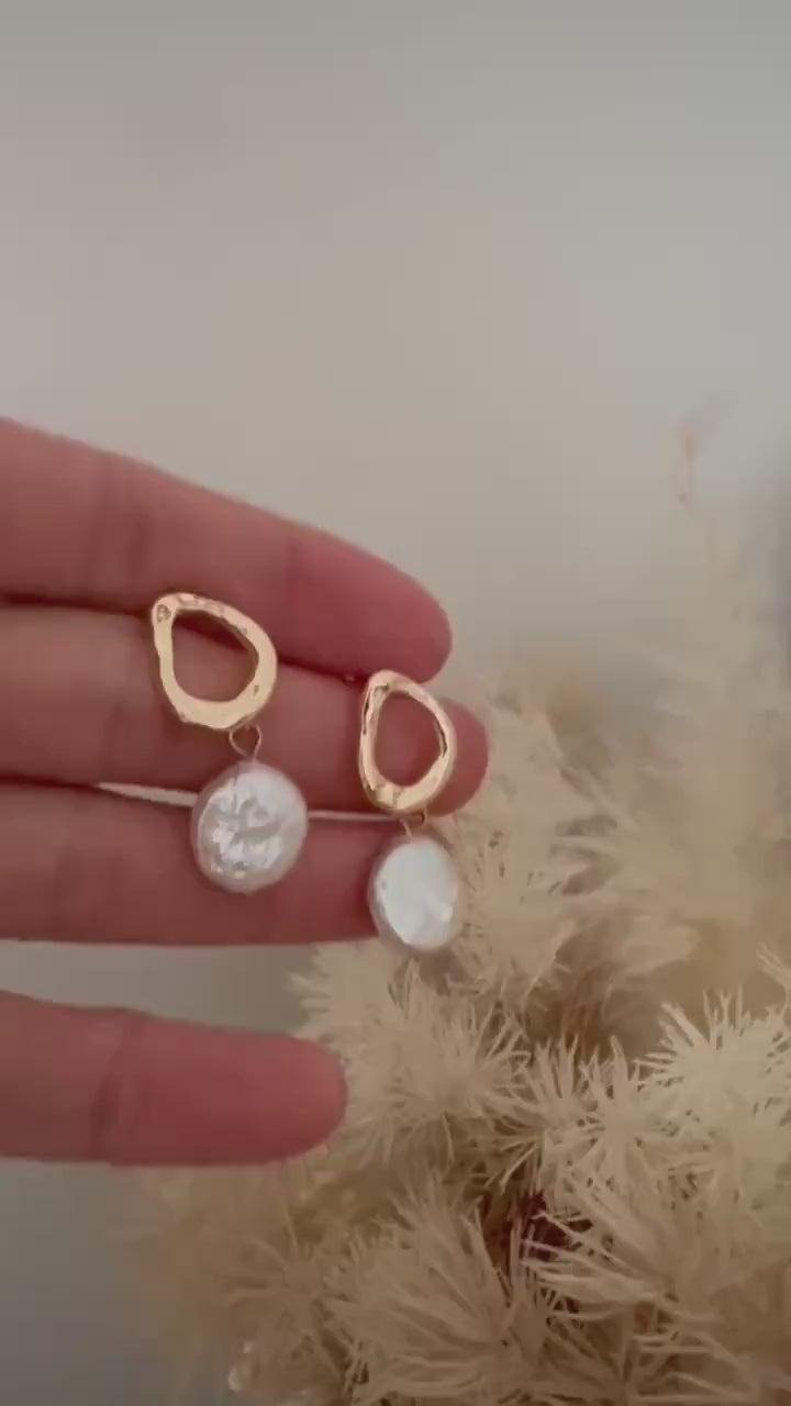 Coin baroque dangle earrings